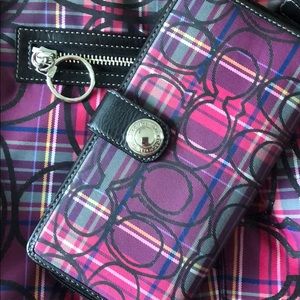 Coach Signature Wallet